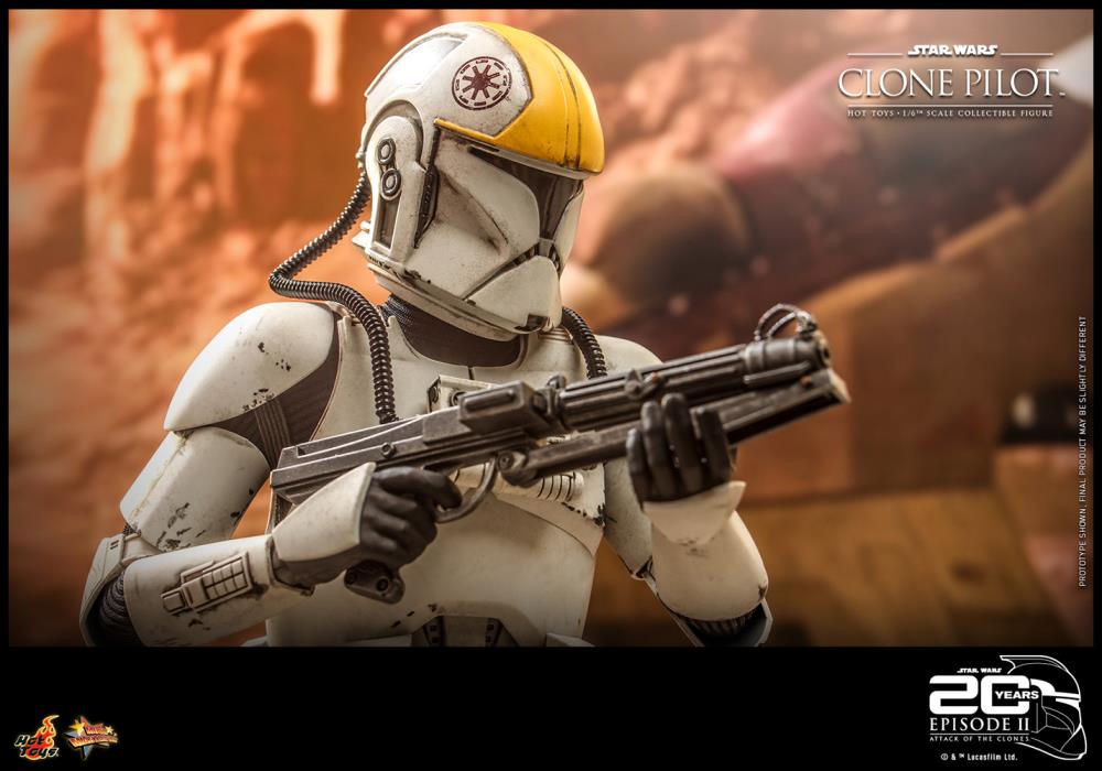 Star Wars: Attack of the Clones MMS648 Clone Pilot 1/6th Scale Collectible Figure Gallery Image 12