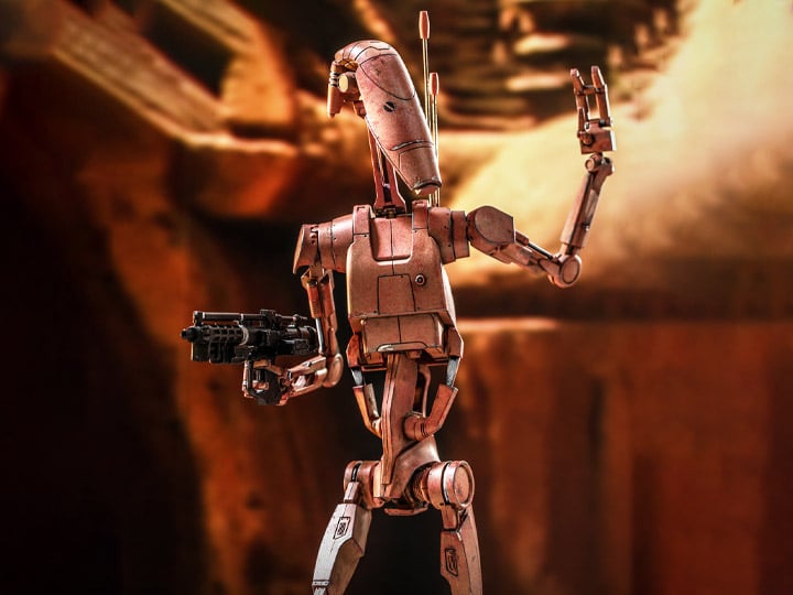 Star Wars: Attack of the Clones MMS649 Battle Droid (Geonosis) 1/6th Scale Collectible Figure Gallery Image 1