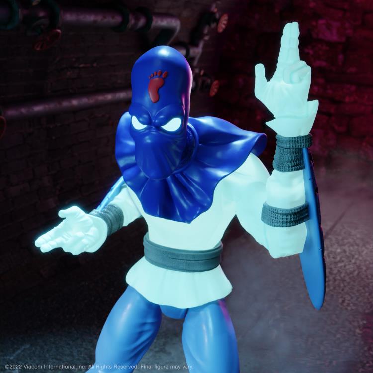 Teenage Mutant Ninja Turtles ULTIMATES! Glow-in-the-Dark Foot Soldier Exclusive Action Figure Gallery Image 4