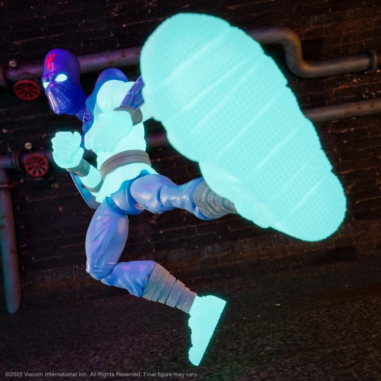 Teenage Mutant Ninja Turtles ULTIMATES! Glow-in-the-Dark Foot Soldier Exclusive Action Figure Gallery Image 6