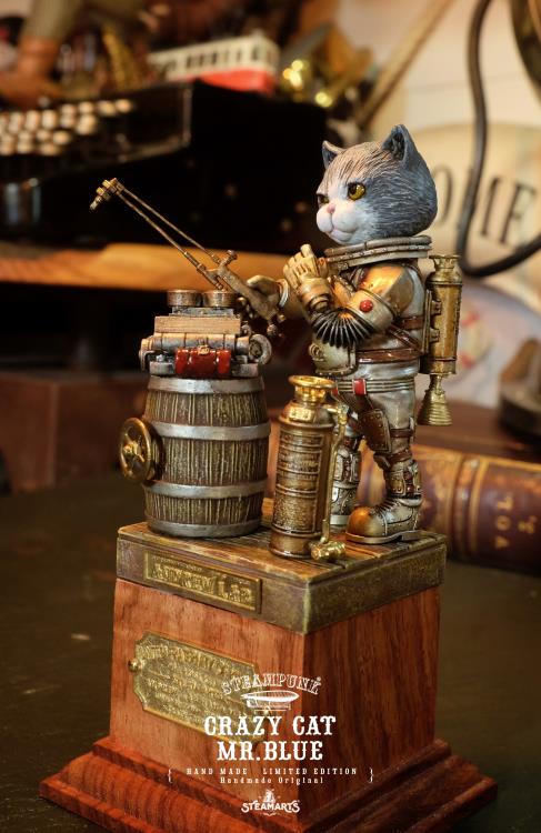 Steampunk Mechanic No.001 Crazy Cat Mr. Blue (Silver Ver.) Limited Edition Statue Gallery Image 7