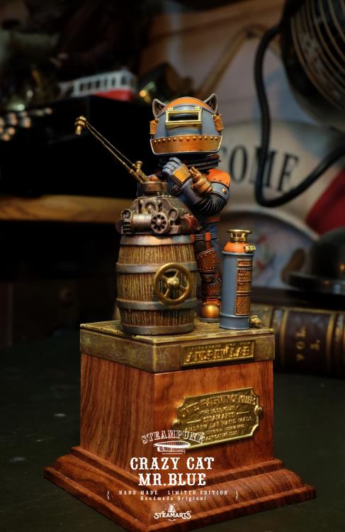 Steampunk Mechanic No.001 Crazy Cat Mr. Blue (Blue Ver.) Limited Edition Statue Gallery Image 9