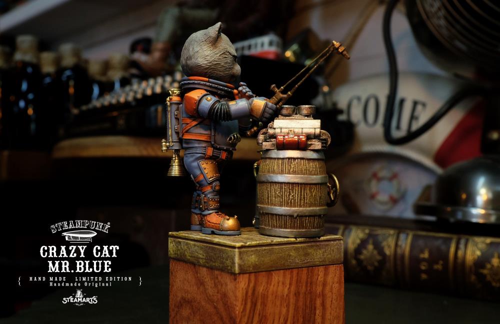 Steampunk Mechanic No.001 Crazy Cat Mr. Blue (Blue Ver.) Limited Edition Statue Gallery Image 13