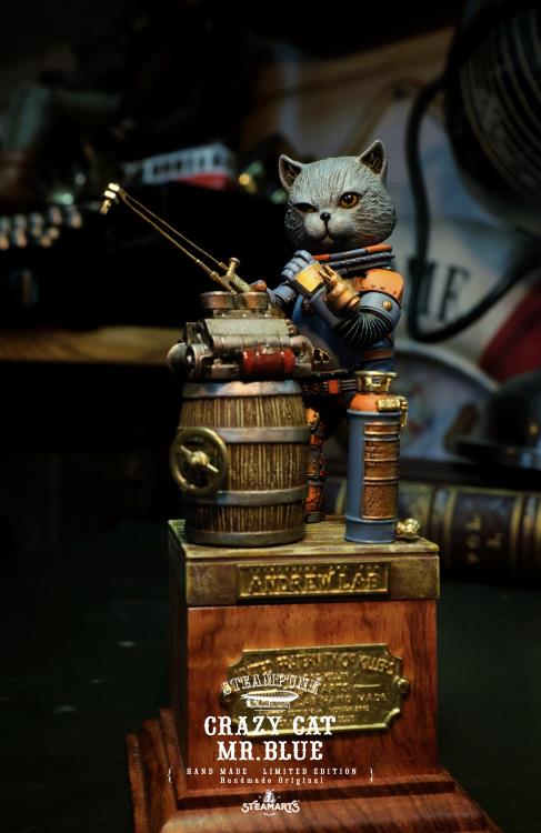 Steampunk Mechanic No.001 Crazy Cat Mr. Blue (Blue Ver.) Limited Edition Statue Gallery Image 3