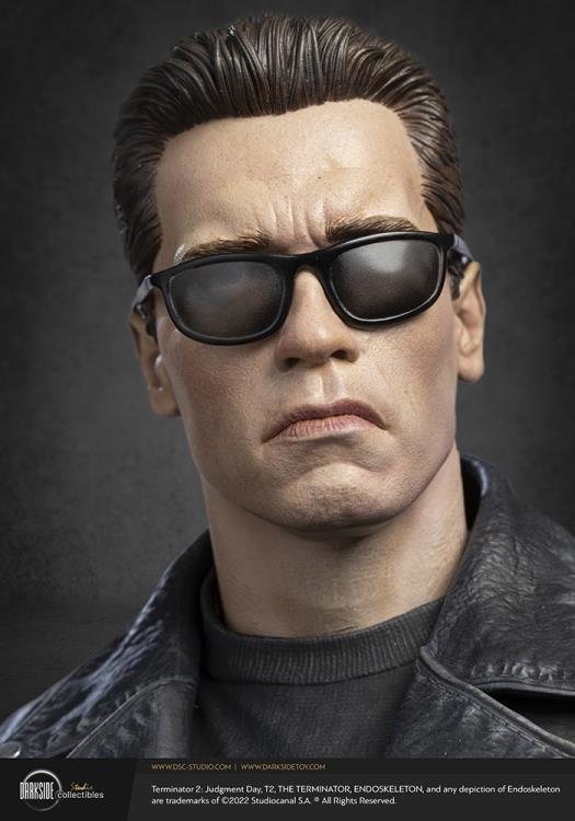Terminator 2: Judgment Day T-800 1/3 Scale Signature Edition Statue Gallery Image 27