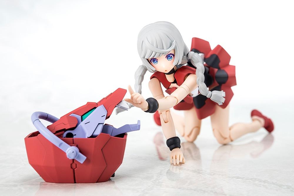 Megami Device Chaos & Pretty Little Red Model Kit (With Bonus) Gallery Image 15