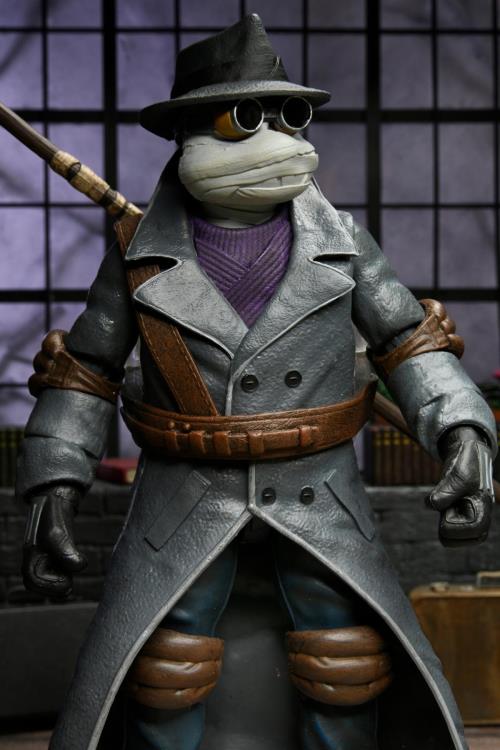 Universal Monsters x Teenage Mutant Ninja Turtles Ultimate Donatello as The Invisible Man Gallery Image 7