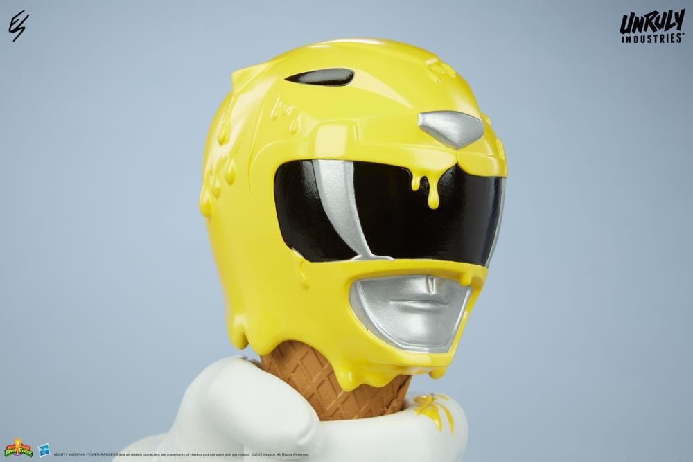 Mighty Morphin Power Rangers One-Scoops Red, Yellow and Blue Power Rangers Set Gallery Image 8