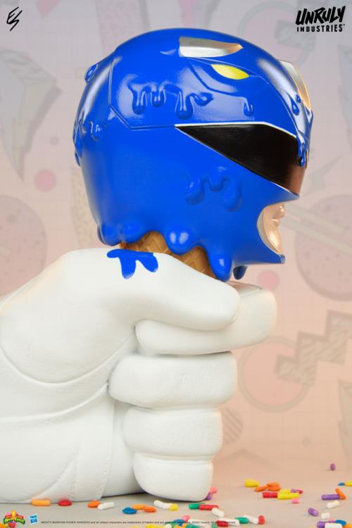 Mighty Morphin Power Rangers One-Scoops Red, Yellow and Blue Power Rangers Set Gallery Image 13