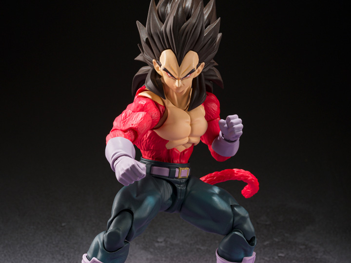 Dragon Ball GT S.H.Figuarts Super Saiyan 4 Vegeta Action Figure Gallery Image 1