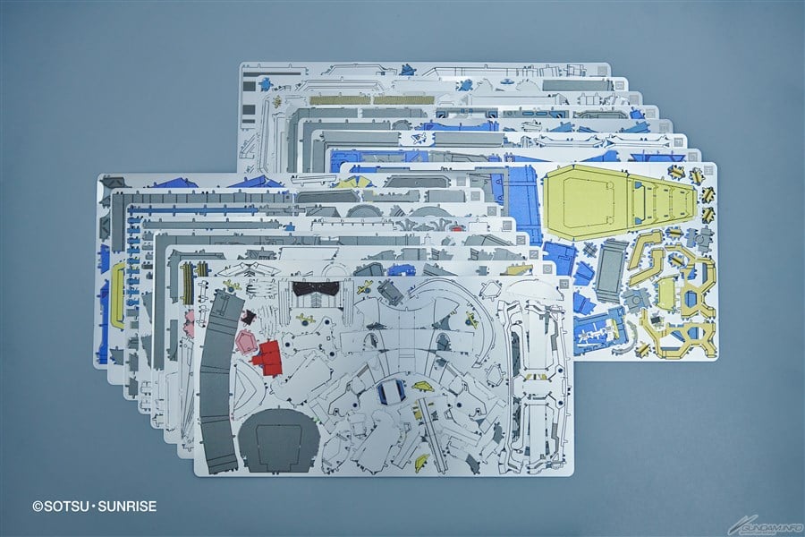 Mobile Suit Gundam BN Metal Works Vol. 1 RX-78-2 Gundam Model Kit
