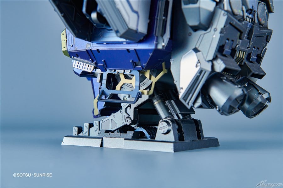 Mobile Suit Gundam BN Metal Works Vol. 1 RX-78-2 Gundam Model Kit