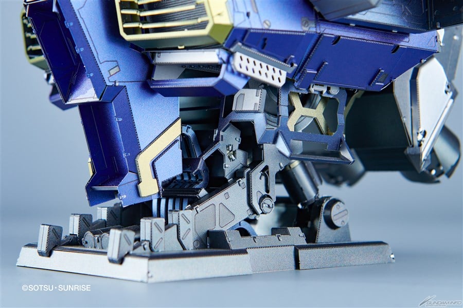 Mobile Suit Gundam BN Metal Works Vol. 1 RX-78-2 Gundam Model Kit