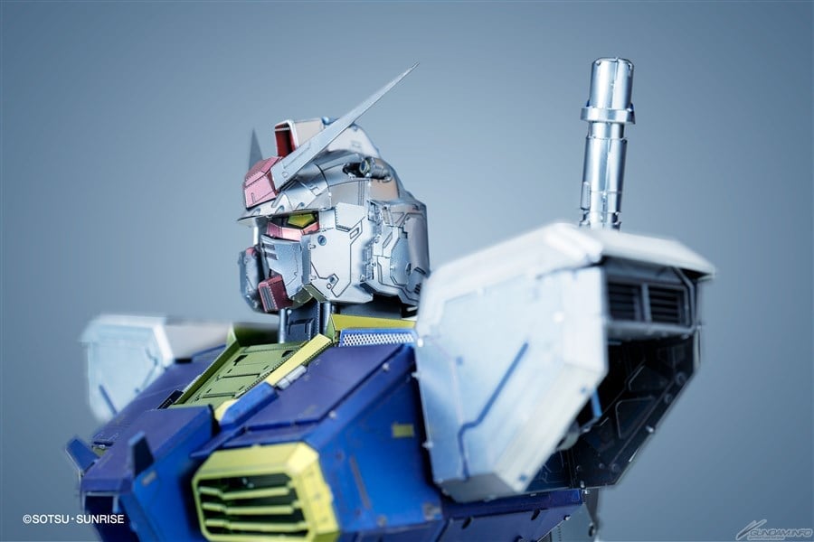 Mobile Suit Gundam BN Metal Works Vol. 1 RX-78-2 Gundam Model Kit