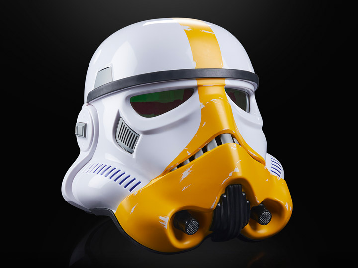 Star Wars: The Black Series Artillery Stormtrooper 1:1 Scale Wearable Electronic Helmet (The Mandalorian) Gallery Image 1