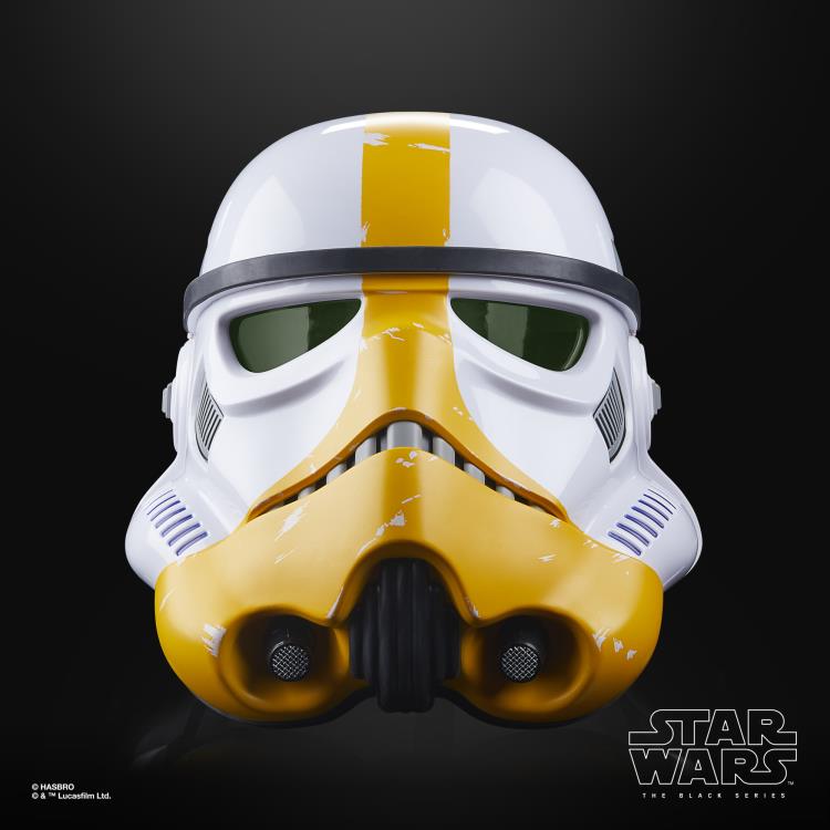 Star Wars: The Black Series Artillery Stormtrooper 1:1 Scale Wearable Electronic Helmet (The Mandalorian) Gallery Image 3