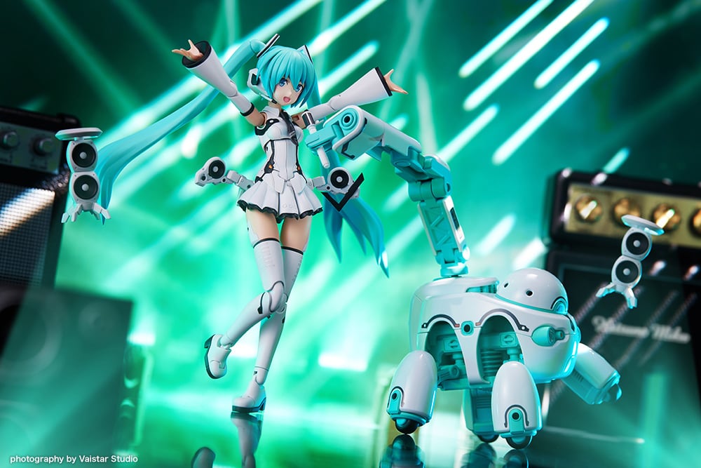 Vocaloid Frame Music Girl Hatsune Miku (Maruttoys Ver.) & Tamotu (Miku Ver.) Model Kit Set Gallery Image 3