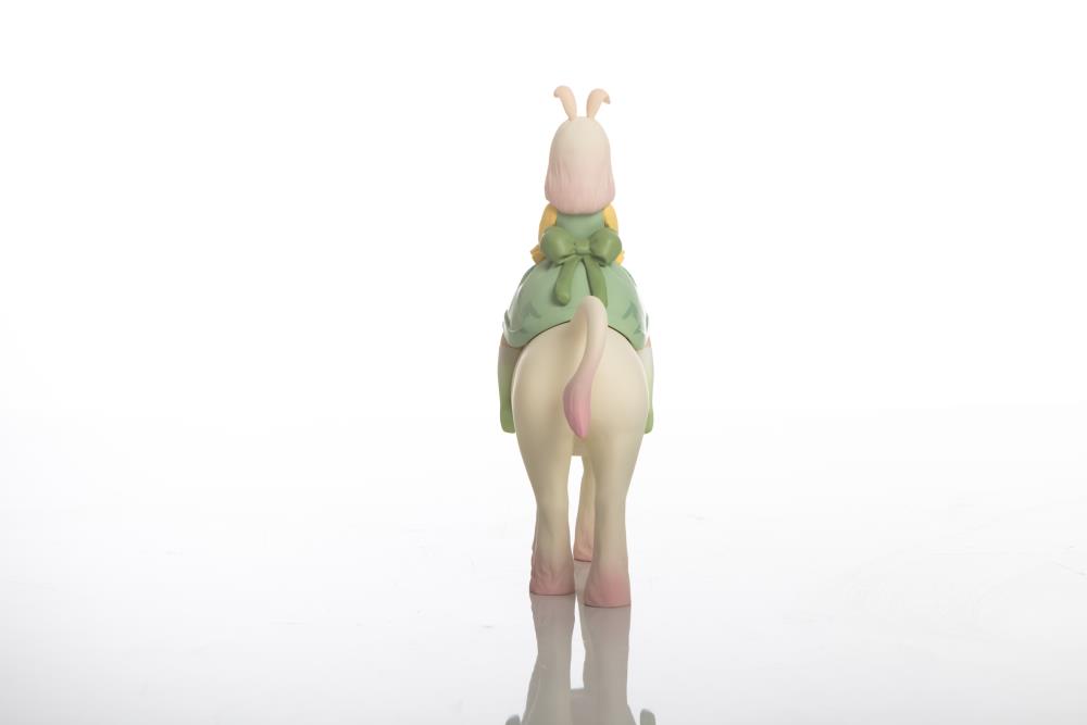 Nocturnal Unicorn Mini (Light Green Flower) Vinyl Figure Gallery Image 9