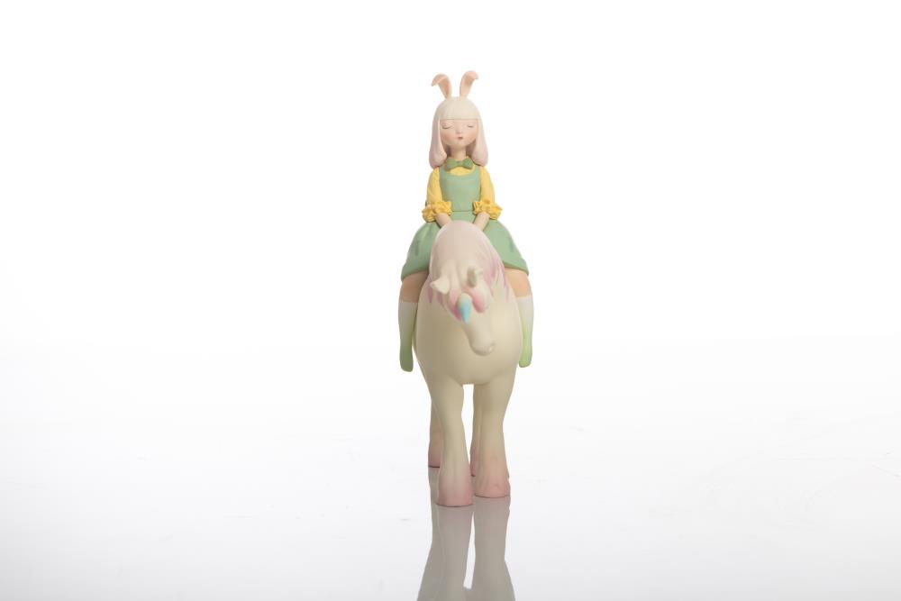 Nocturnal Unicorn Mini (Light Green Flower) Vinyl Figure Gallery Image 5