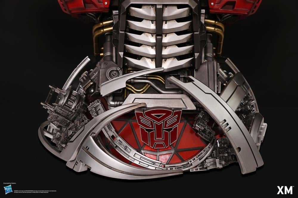 Transformers Premium Collectible Series Optimus Prime 1/3 Scale Limited Edition Bust Gallery Image 25
