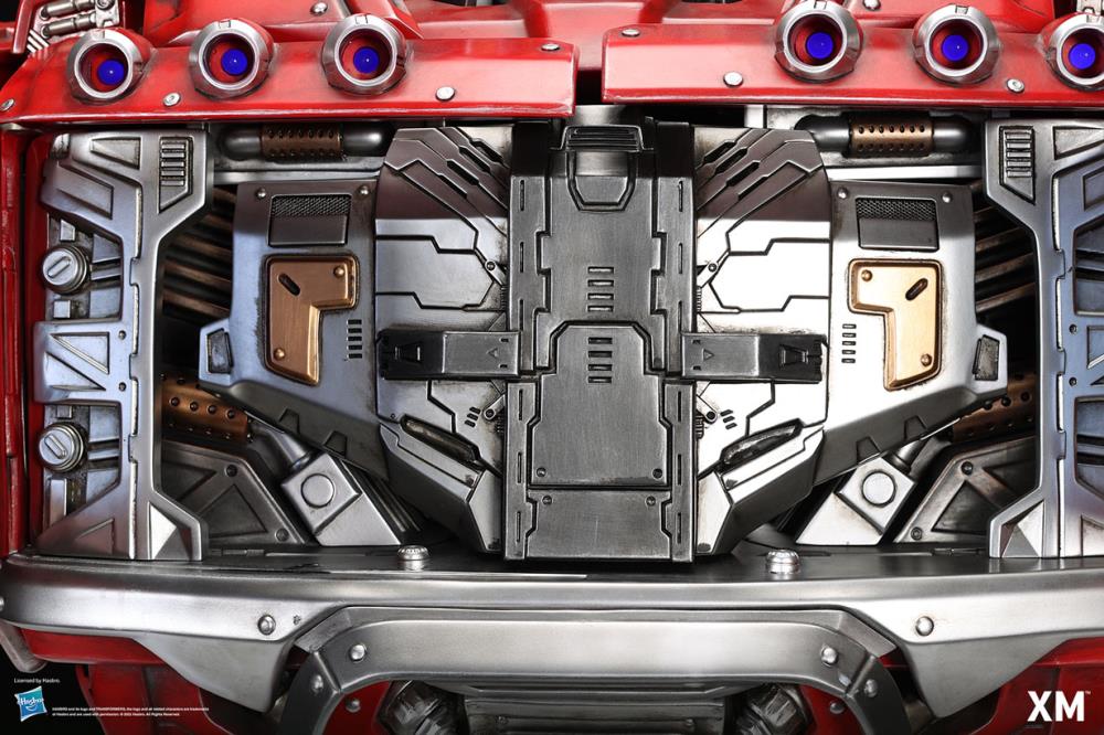 Transformers Premium Collectible Series Optimus Prime 1/3 Scale Limited Edition Bust Gallery Image 23