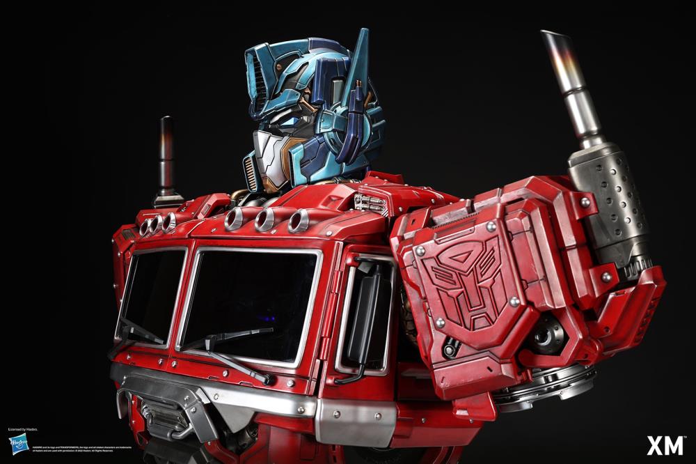 Transformers Premium Collectible Series Optimus Prime 1/3 Scale Limited Edition Bust Gallery Image 17