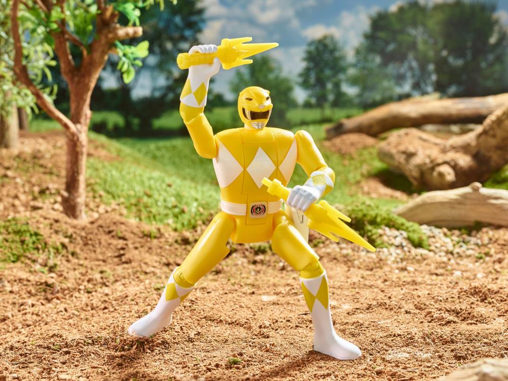 Mighty Morphin Power Rangers Retro Morphin Yellow Ranger Exclusive Figure Gallery Image 3