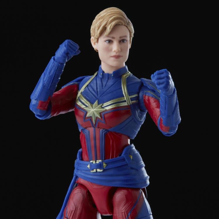 Avengers: Endgame Marvel Legends The Infinity Saga Captain Marvel & Rescue Exclusive Action Figure Two-Pack Gallery Image 13