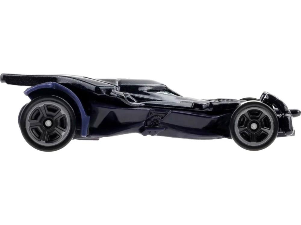 DC Comics Batman Hot Wheels Batmobile (Batman v Superman) Gallery Image 4