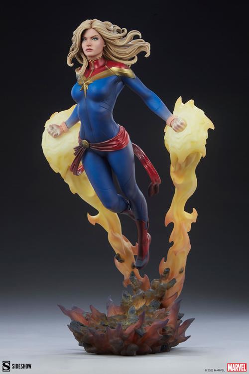 Marvel Premium Format Captain Marvel Statue Gallery Image 6