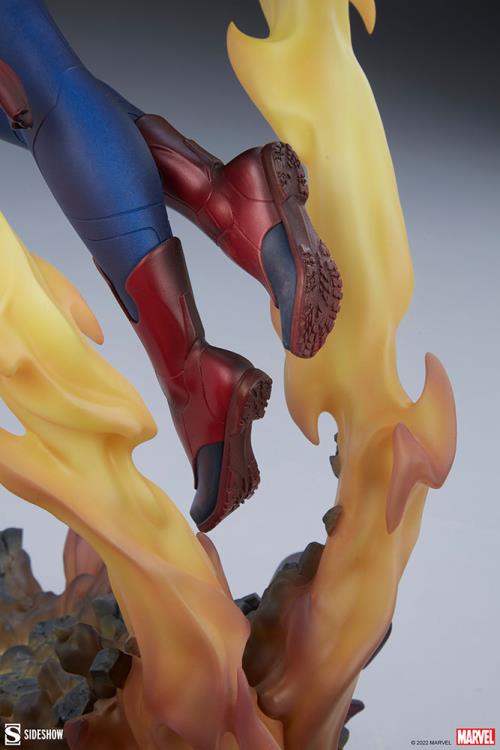 Marvel Premium Format Captain Marvel Statue Gallery Image 16