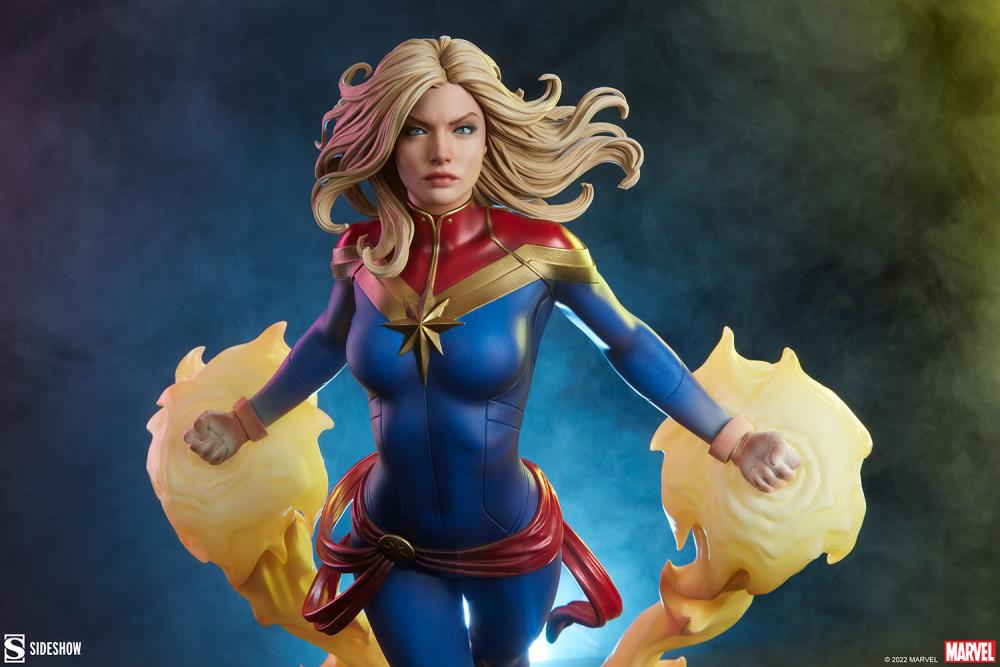 Marvel Premium Format Captain Marvel Statue Gallery Image 5