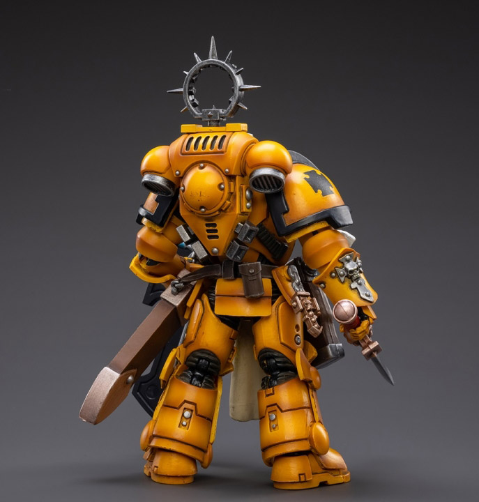 Warhammer 40K Primaris Space Marines Imperial Fists Bladeguard Veteran 1/18 Scale Figure Gallery Image 4