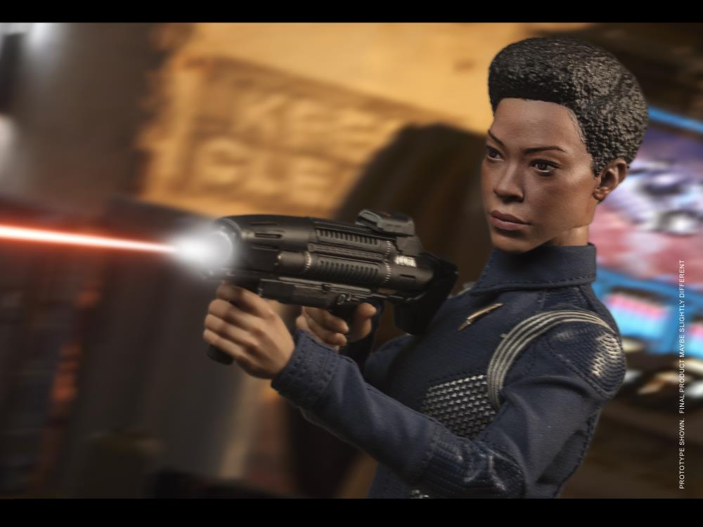 Star Trek: Discovery Michael Burnham 1/6 Scale Figure Gallery Image 9