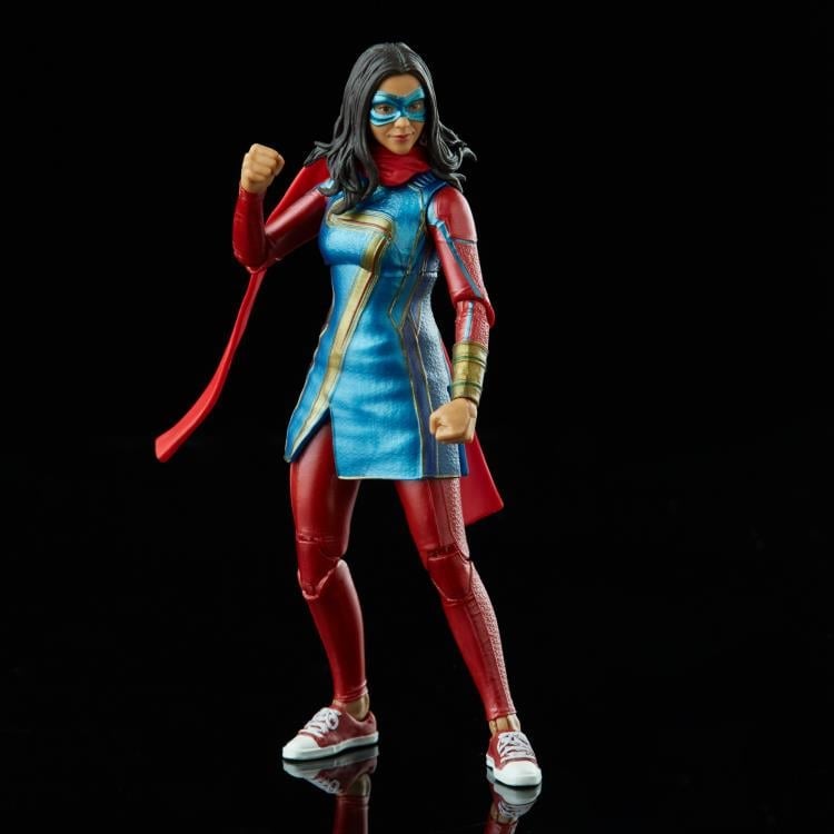 Ms. Marvel Marvel Legends Ms. Marvel Action Figure (Infinity