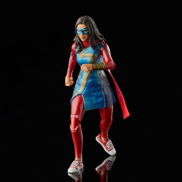 Ms. Marvel Marvel Legends Ms. Marvel Action Figure (Infinity Ultron BAF) Gallery Image 5