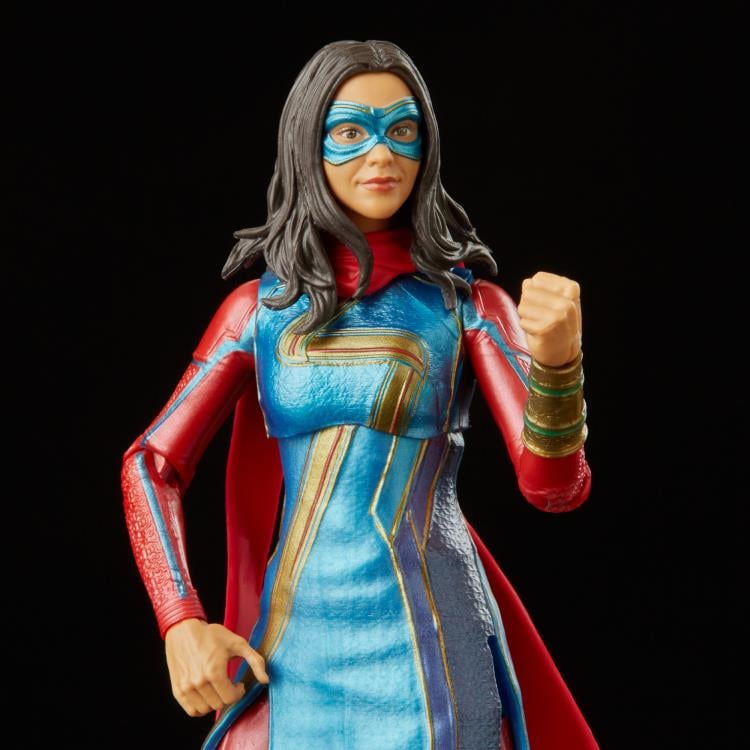 Ms. Marvel Marvel Legends Ms. Marvel Action Figure (Infinity Ultron BAF) Gallery Image 7