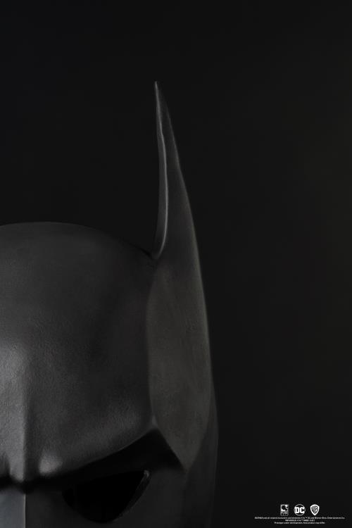 Batman (1989) Cowl 1/1 Scale Limited Edition Replica Gallery Image 11
