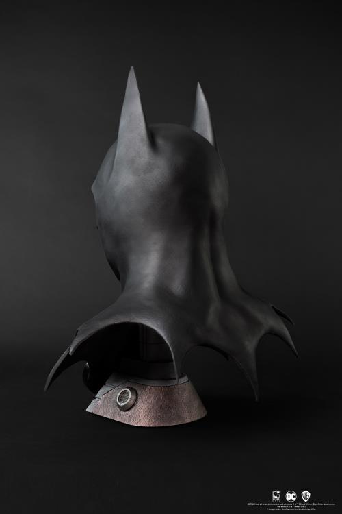 Batman (1989) Cowl 1/1 Scale Limited Edition Replica Gallery Image 7