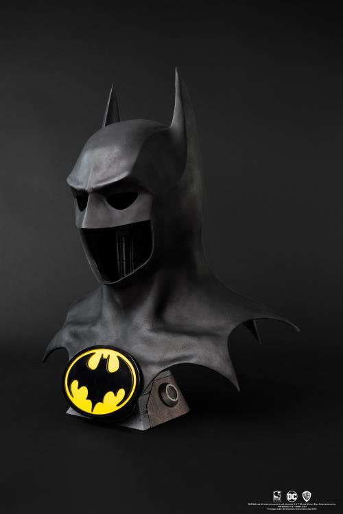 Batman (1989) Cowl 1/1 Scale Limited Edition Replica Gallery Image 9