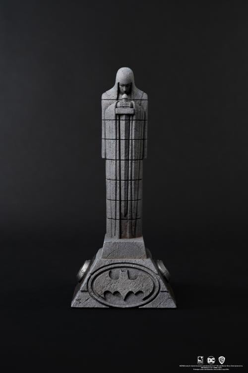 Batman (1989) Cowl 1/1 Scale Limited Edition Replica Gallery Image 17
