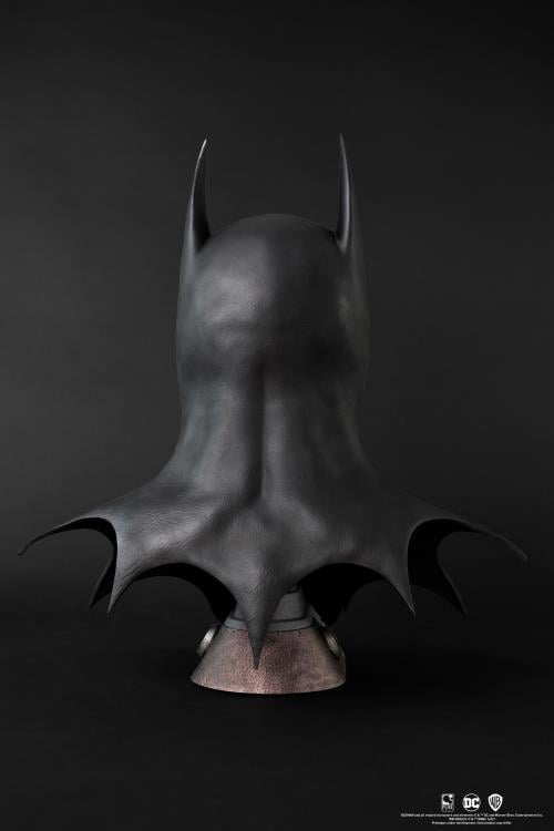 Batman (1989) Cowl 1/1 Scale Limited Edition Replica Gallery Image 6