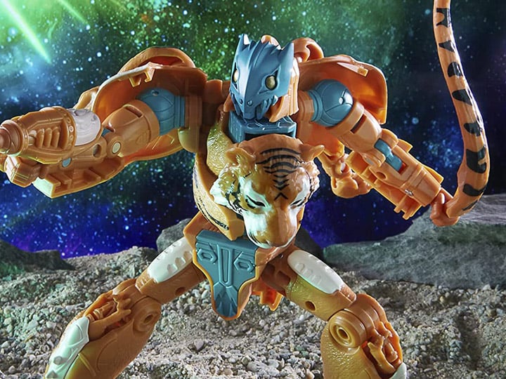 Transformers War for Cybertron: Kingdom Golden Disk Collection Voyager Mutant Tigatron Exclusive Gallery Image 1