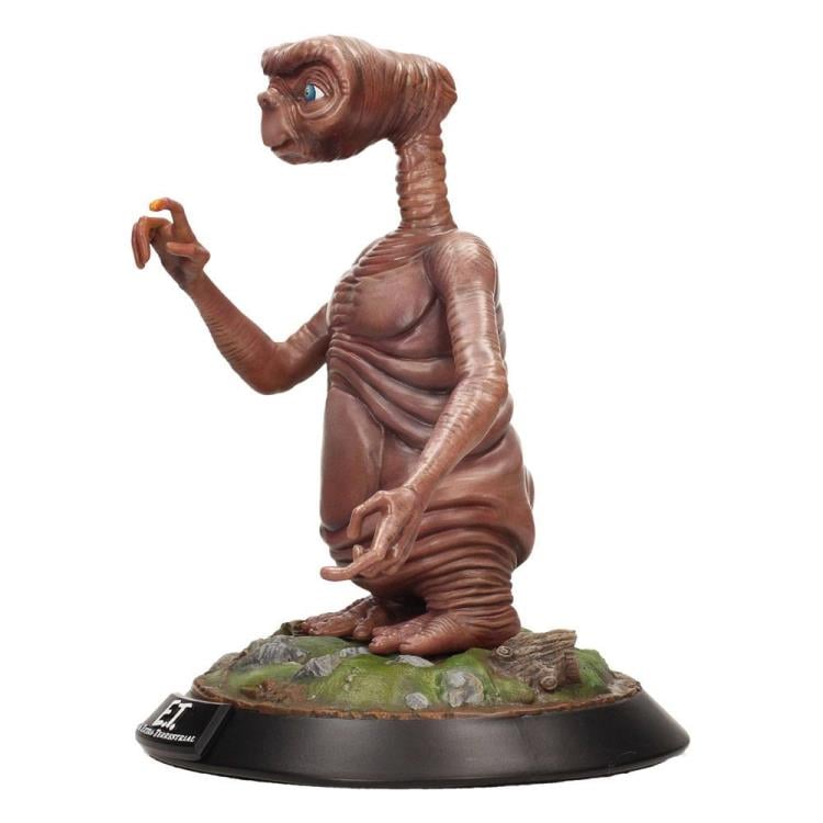 E.T. the Extra-Terrestrial E.T. 1/4 Scale Limited Edition Statue Gallery Image 5