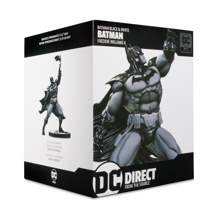 Batman Black and White Batman (Freddie E. Williams) 1/10 Scale Statue Gallery Image 10