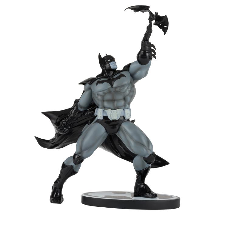 Batman Black and White Batman (Freddie E. Williams) 1/10 Scale Statue Gallery Image 3