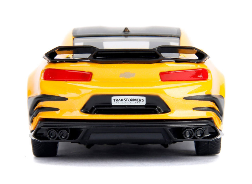 Transformers: The Last Knight Hollywood Rides Bumblebee 1/32 Scale Vehicle Gallery Image 3