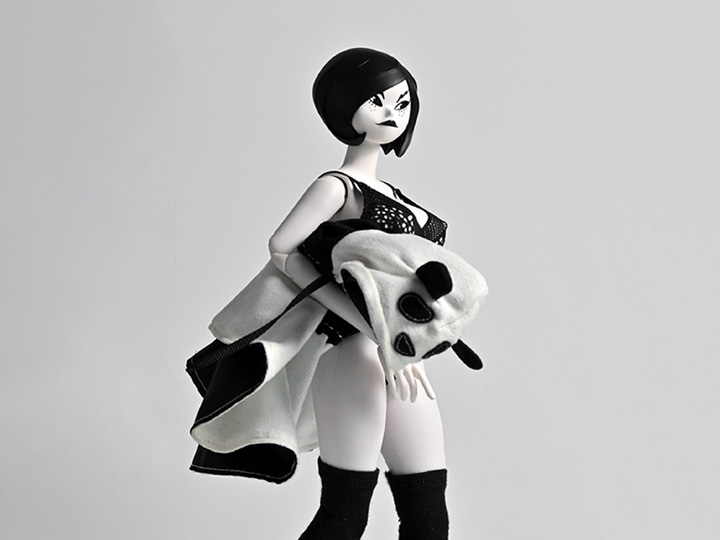 The World of Isobelle Pascha Panda Play 1/6 Scale Figure Gallery Image 1