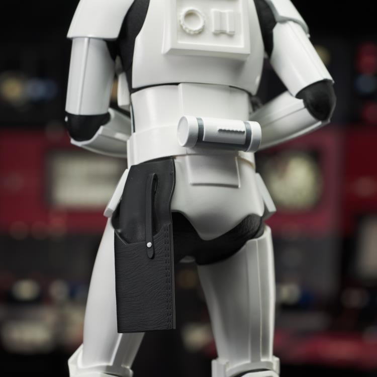 Star Wars: A New Hope Milestones Han Solo (Stormtrooper Disguise) 1/6 Scale Limited Edition Exclusive Statue Gallery Image 10