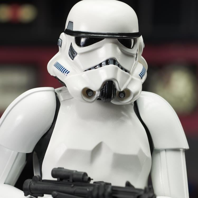 Star Wars: A New Hope Milestones Han Solo (Stormtrooper Disguise) 1/6 Scale Limited Edition Exclusive Statue Gallery Image 16